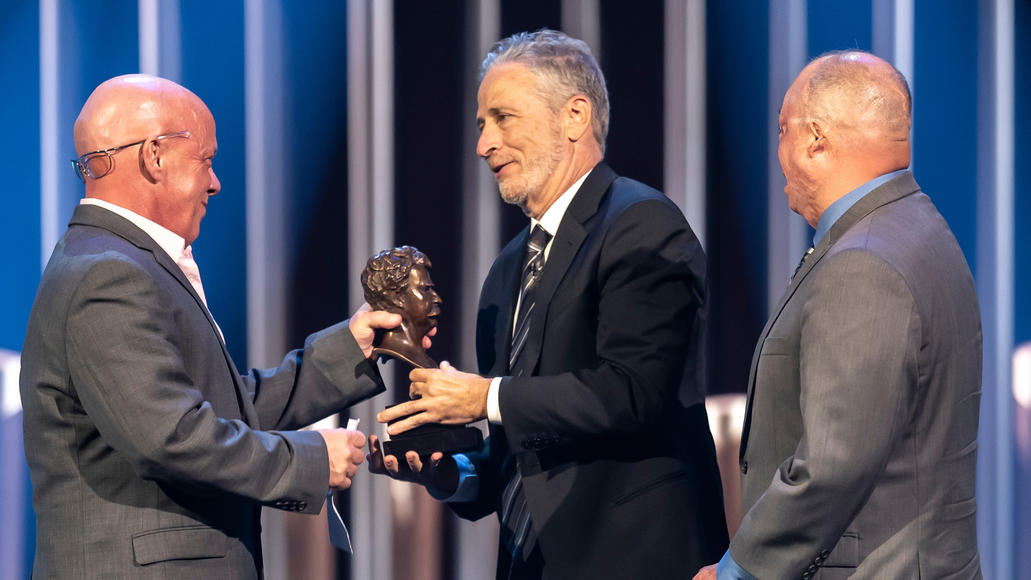 Jon  Stewart receives the Mark Twain Prize